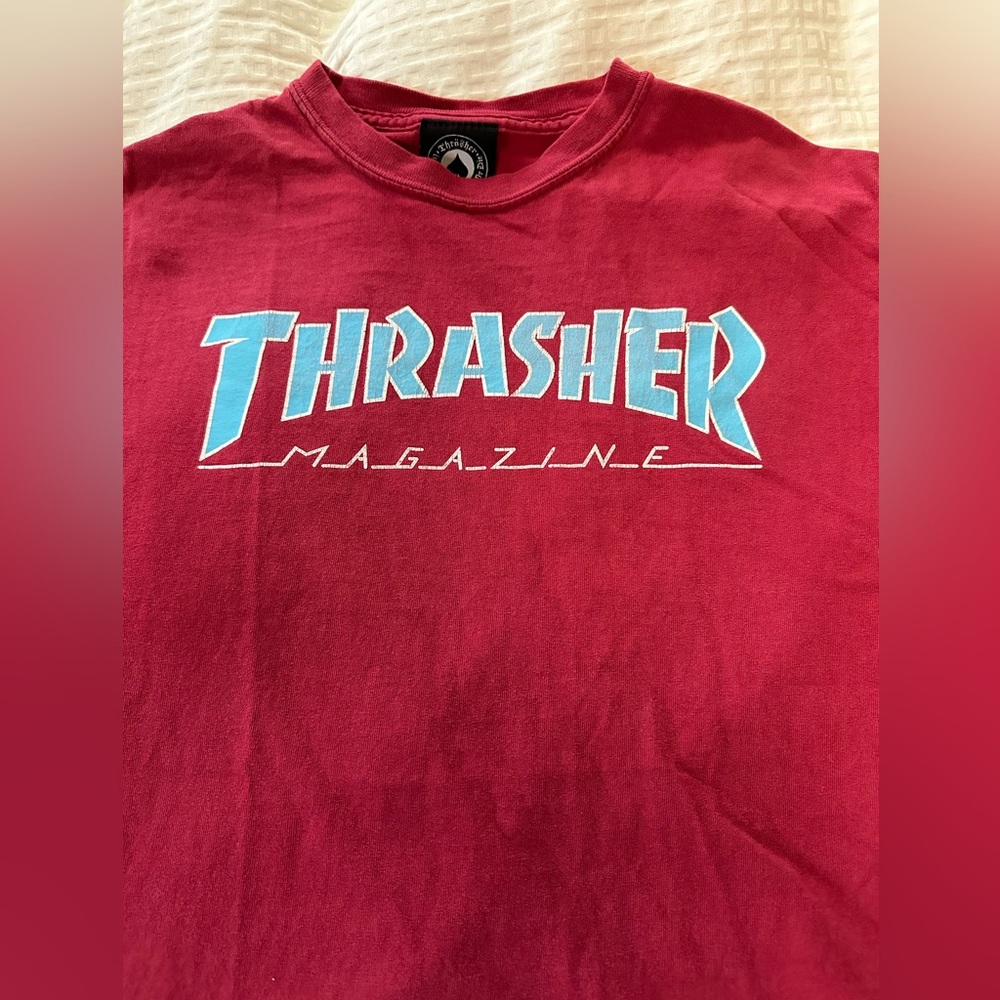 Red thrasher tee